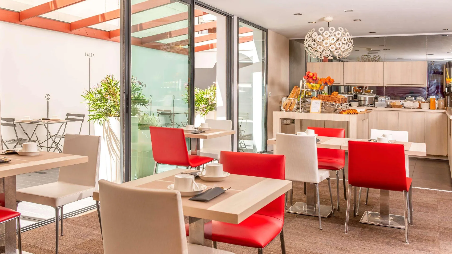 Mercure President Biarritz Plage 4*,