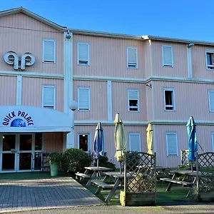 Hotel Quick Palace